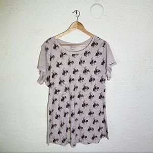 NWOT Ariat bronc print tunic tee size L